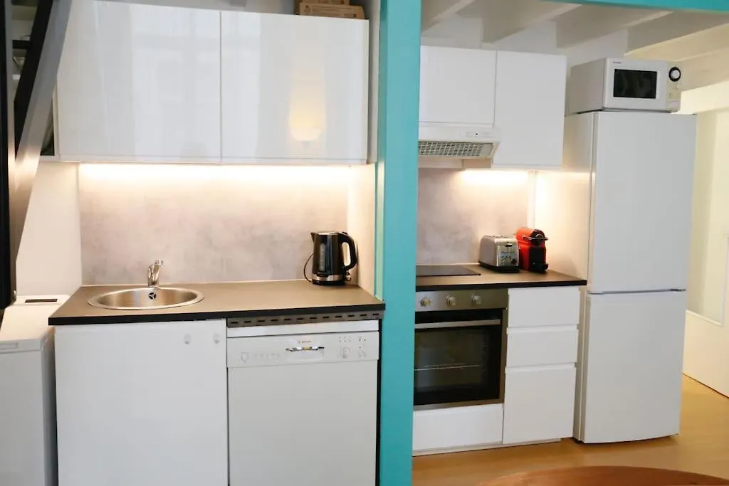 Monnaie,Vieux-Lille, Unique, Neo-Vintage Apartment